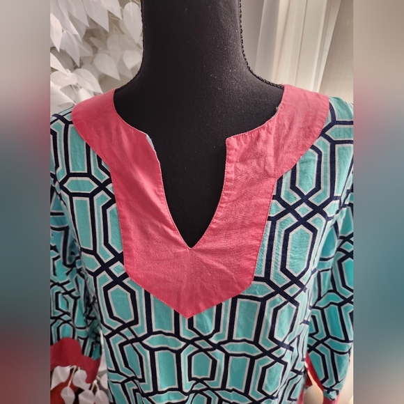 Simply Southern Geometric Patterned Women's Top - Pink and Blue Size Medium - Picture 2 of 10